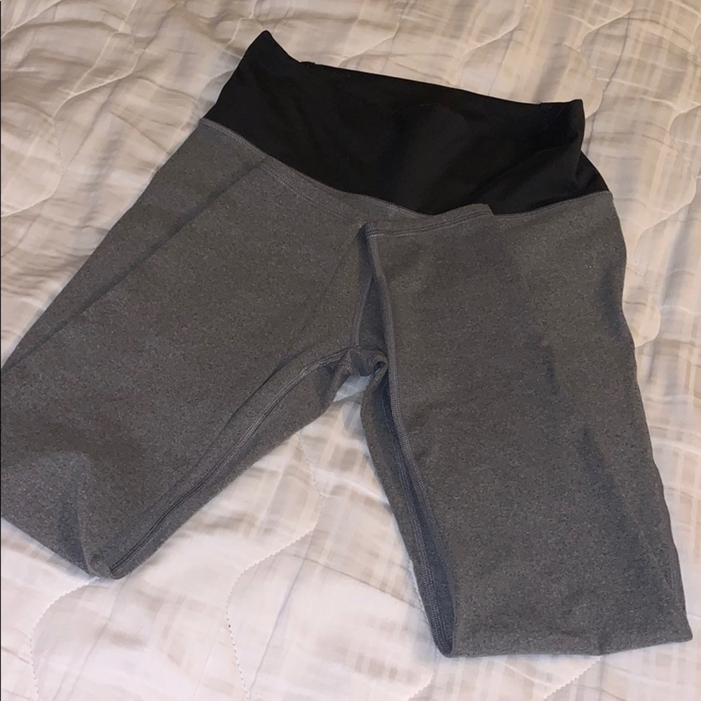 Gray leggings
